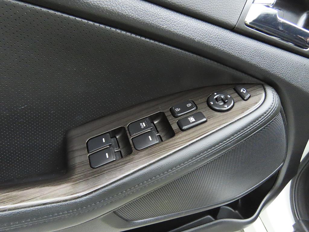 KIA K5 2011 Blanco - Importación desde Corea - HF Imports Iquique - Foto 14