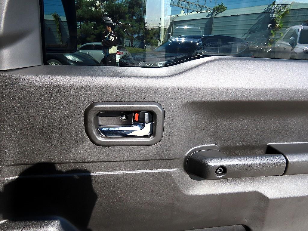 Suzuki Gimni 2023 Negro - Importación desde Corea - HF Imports Iquique - Foto 16