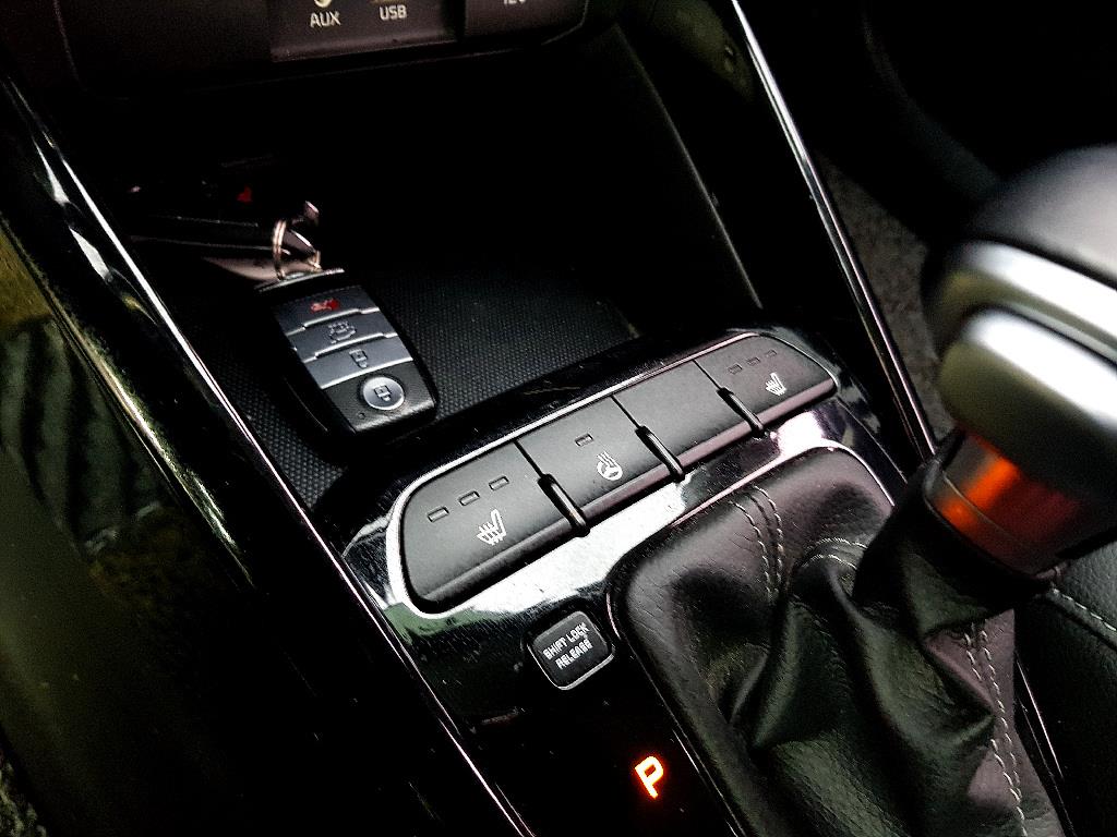 KIA Stonic 2018 Gris - Importación desde Corea - HF Imports Iquique - Foto 15