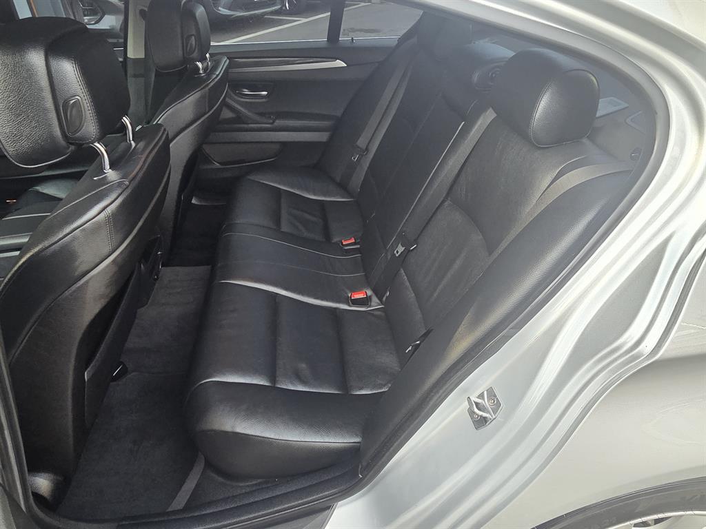 BMW 5 Series - Vista 7