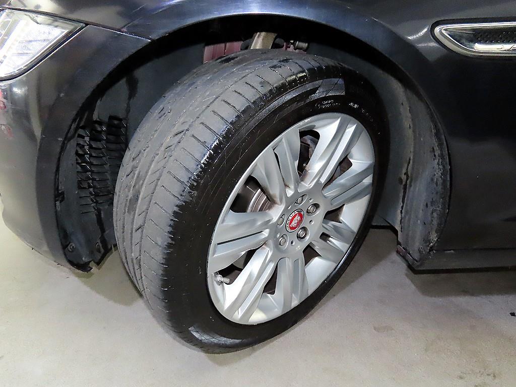 Jaguar XF 2016 Negro - Importación desde Corea - HF Imports Iquique - Foto 20