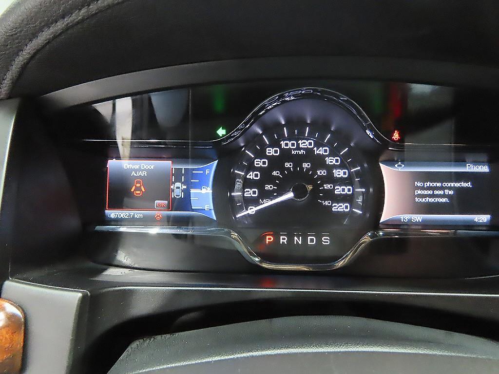 Lincoln MKS - Vista 11