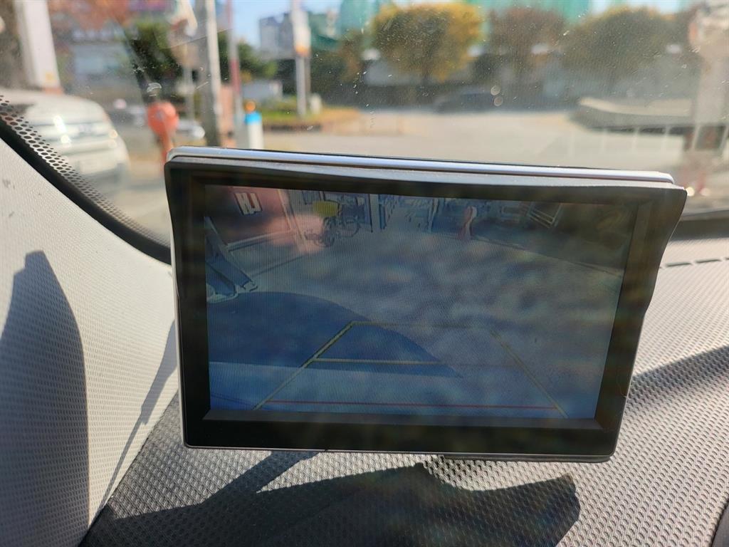 HYUNDAI Accent - Vista 11