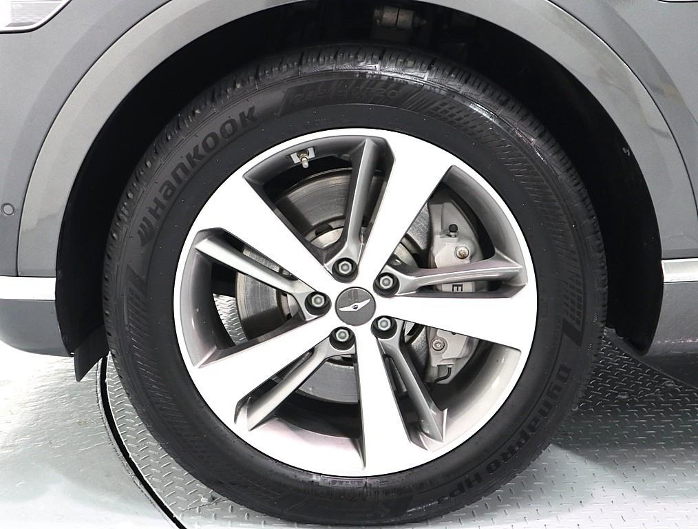 Genesis GV80 - Vista 7