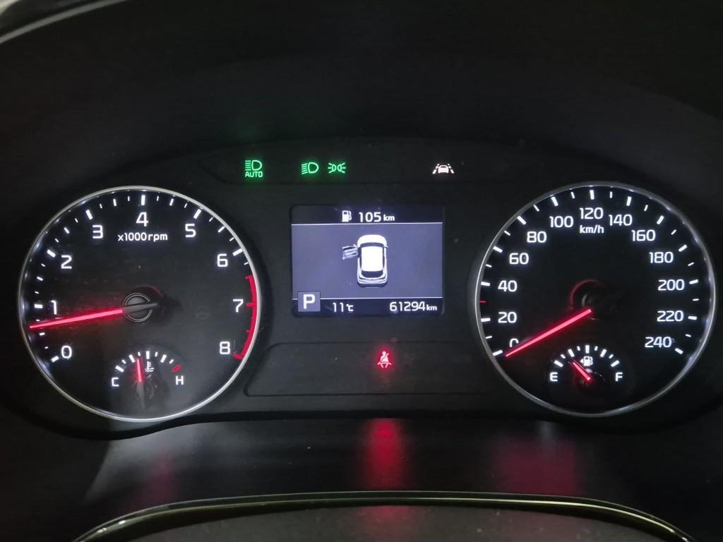 KIA Seltos - Vista 6