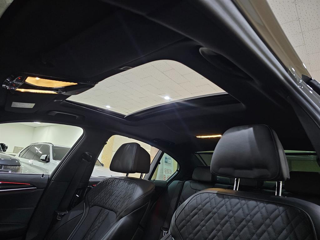 BMW 5 Series 2022 Gris - Importación desde Corea - HF Imports Iquique - Foto 17