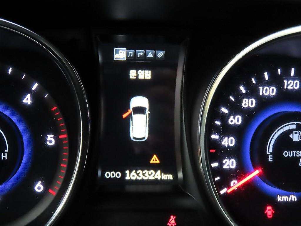 HYUNDAI Santa Fe - Vista 8