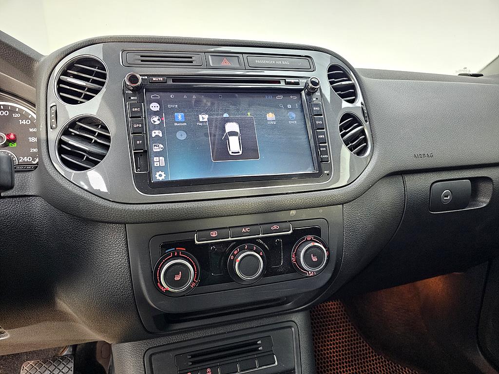 Volkswagen Tiguan - Vista 12