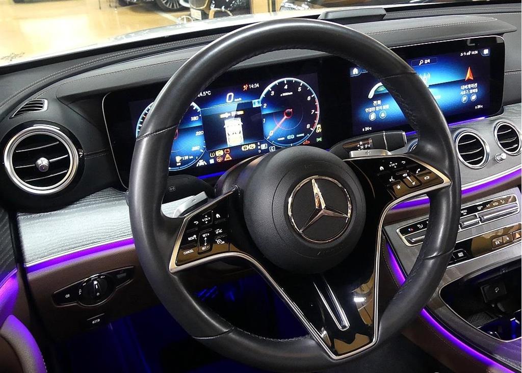 Mercedes Benz E class 2023 Blanco - Importación desde Corea - HF Imports Iquique - Foto 13