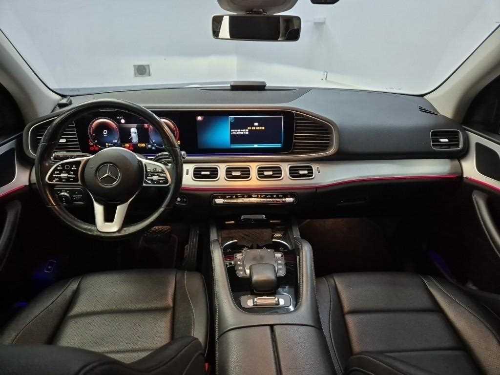 Mercedes Benz GLE Class - Vista 7
