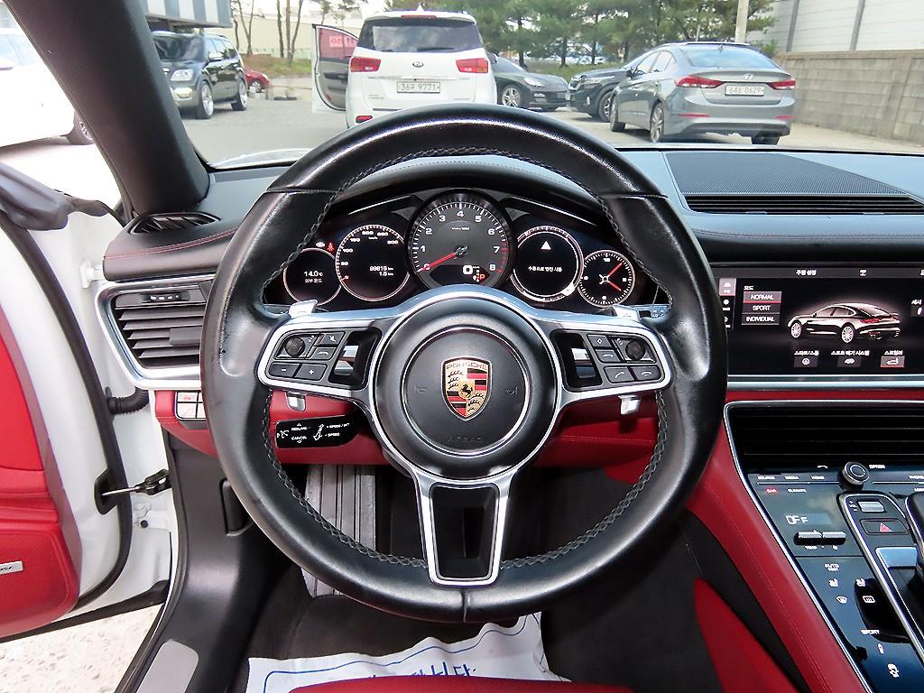 Porsche Panamera - Vista 8