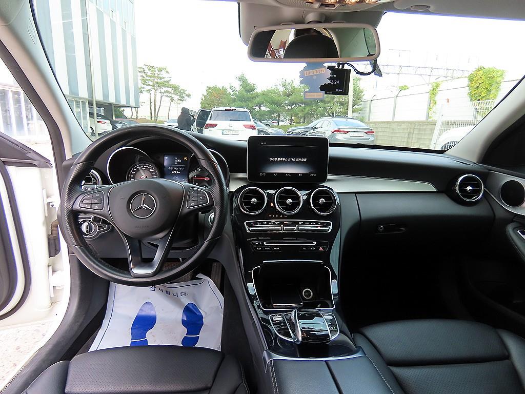 Mercedes Benz C Class - Vista 7