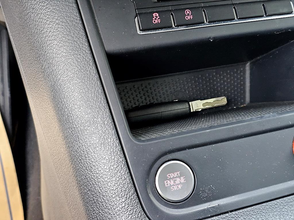 Volkswagen Tiguan 2015 Gris - Importación desde Corea - HF Imports Iquique - Foto 14