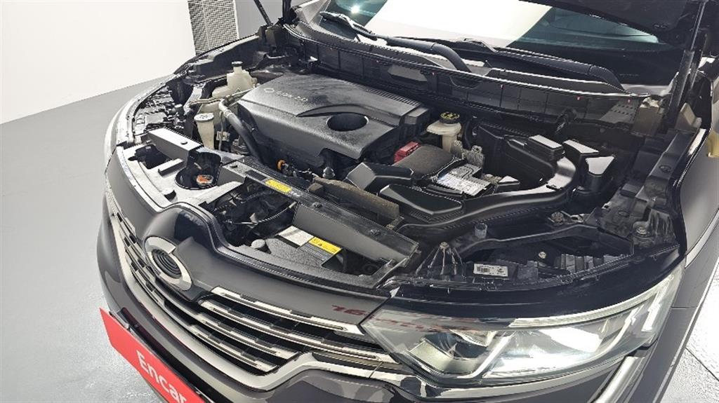 SAMSUNG QM6 - Vista 6