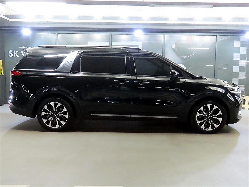 KIA Carnival - Vista 3