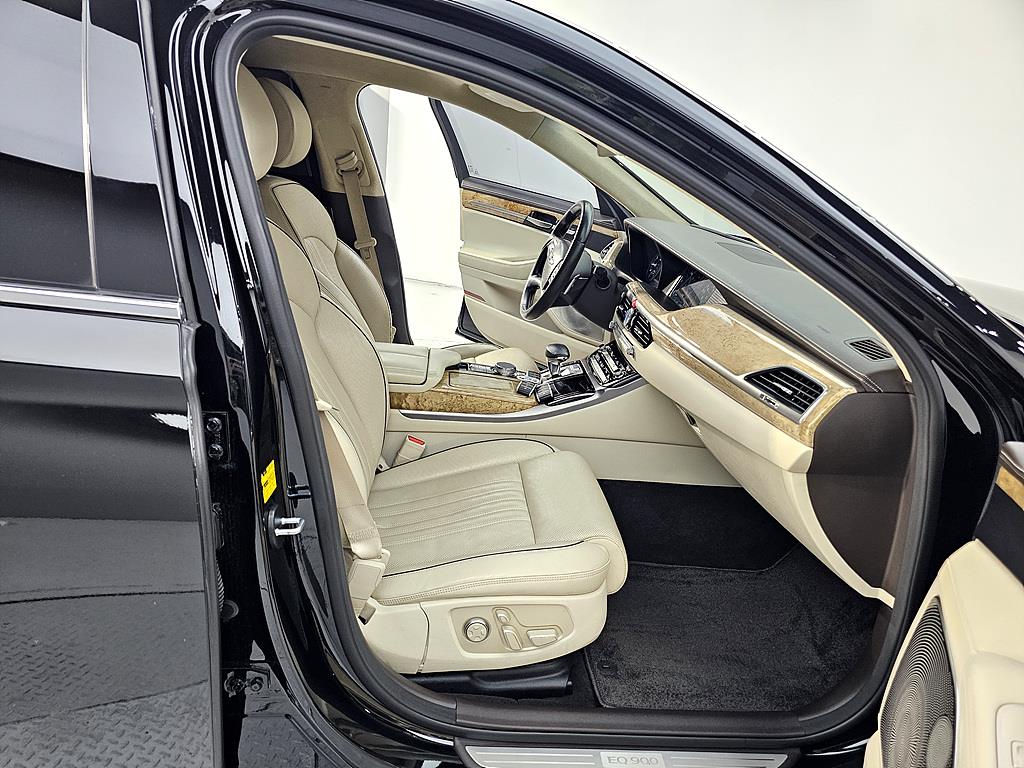 Genesis EQ900 - Vista 11