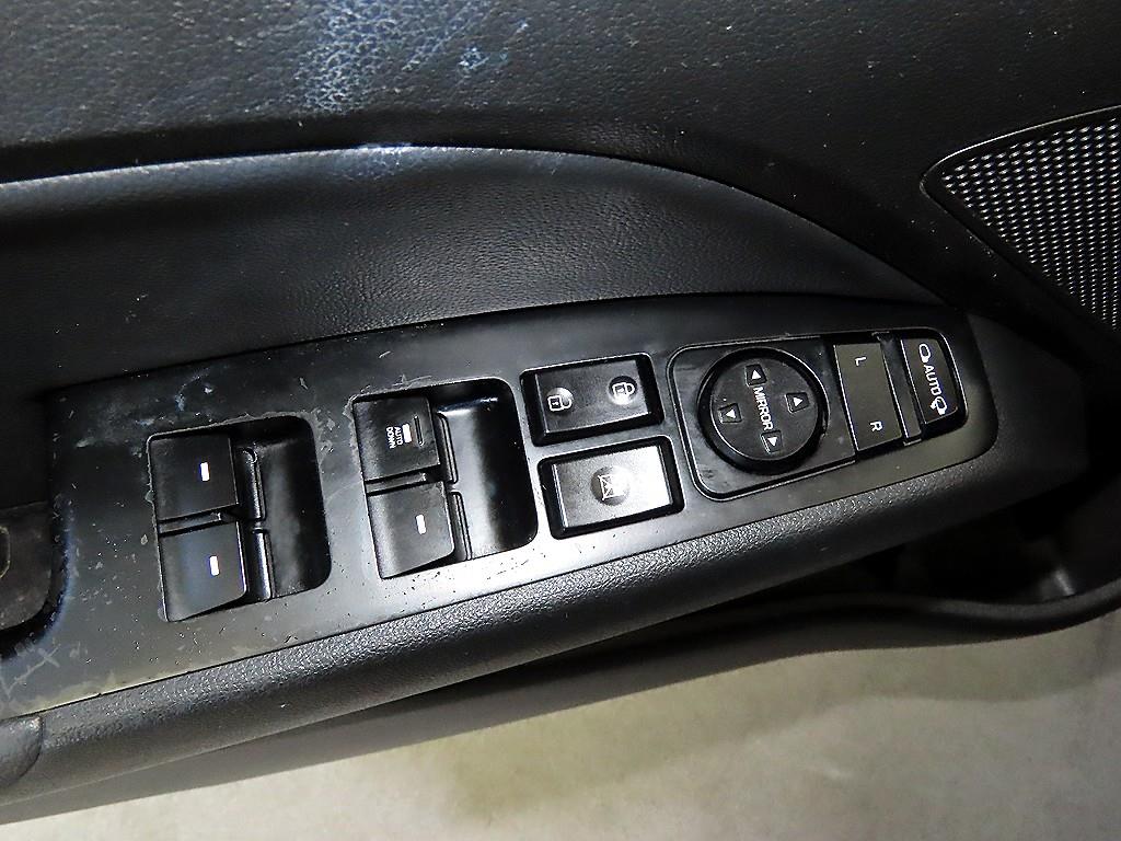 HYUNDAI Avante 2016 Gris - Importación desde Corea - HF Imports Iquique - Foto 13