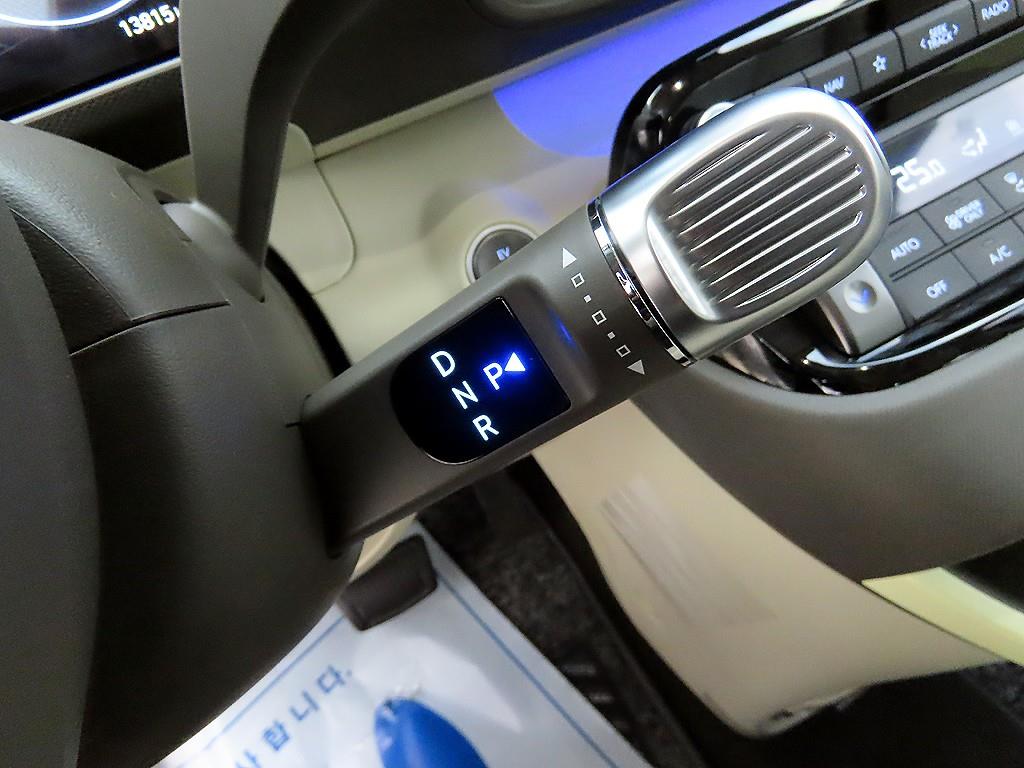 HYUNDAI Casper - Vista 12