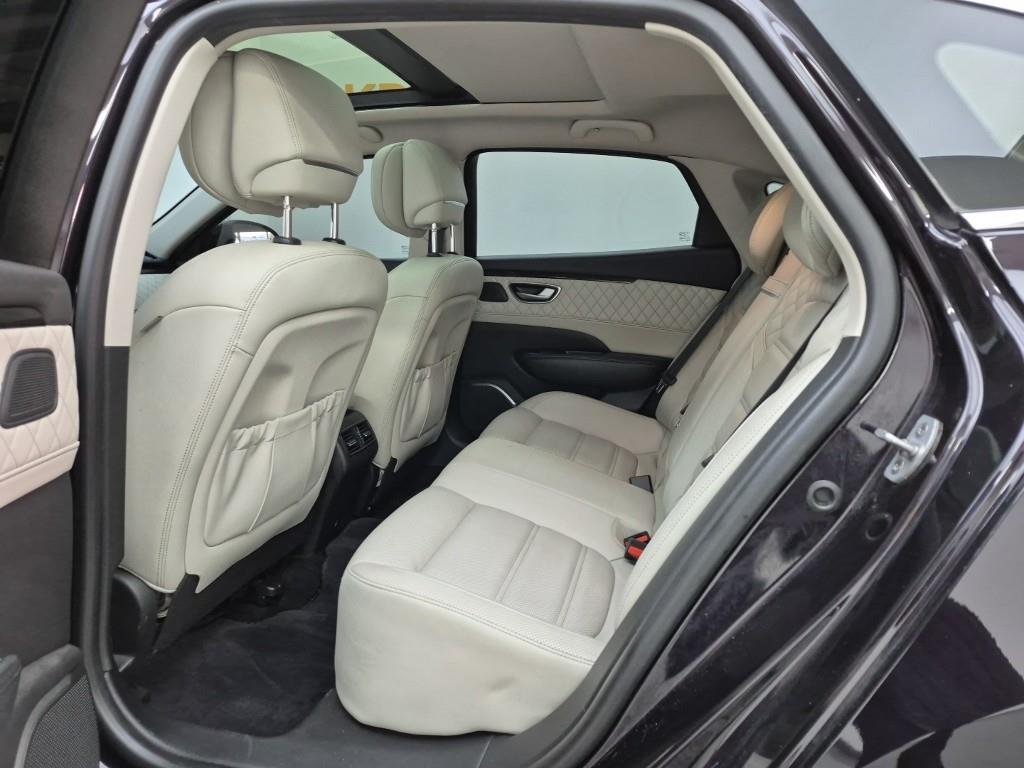 SAMSUNG SM6 - Vista 12