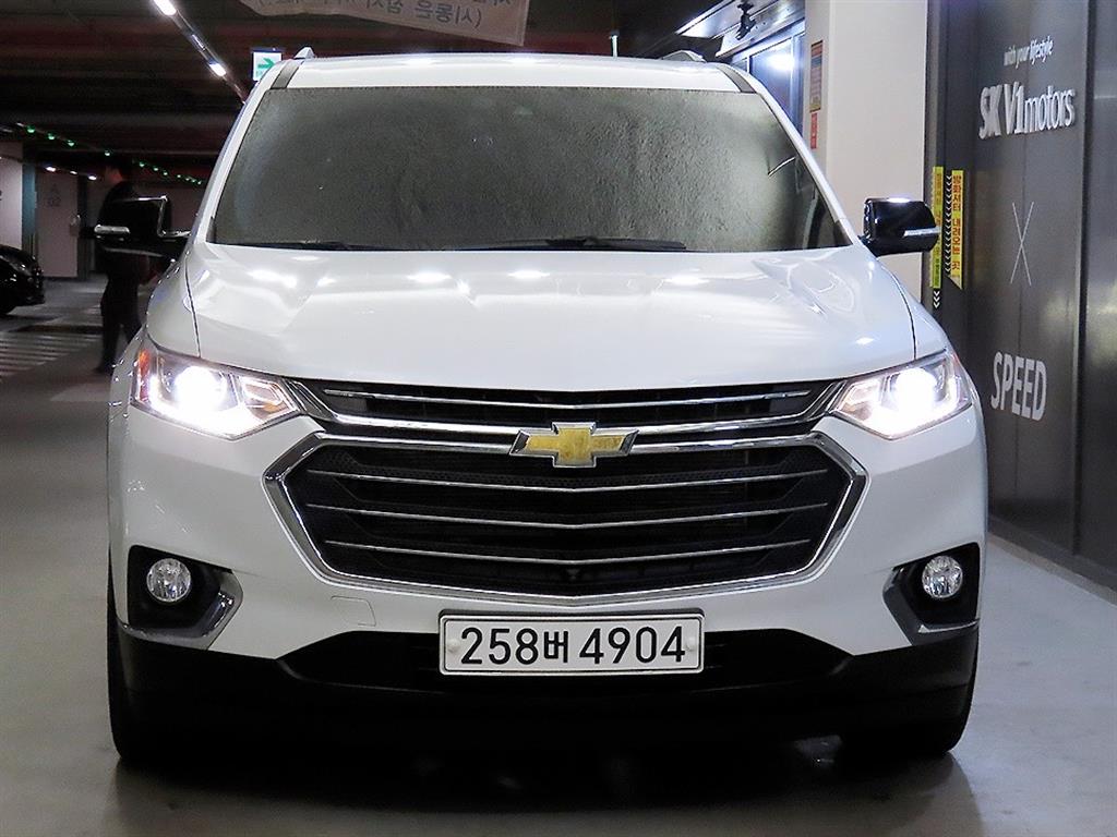 Chevrolet Travers - Vista 2