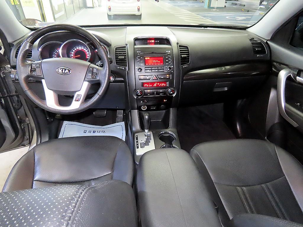 KIA Sorento - Vista 10