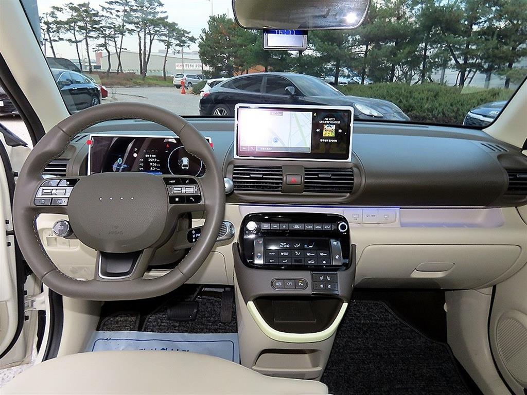 HYUNDAI Casper - Vista 7