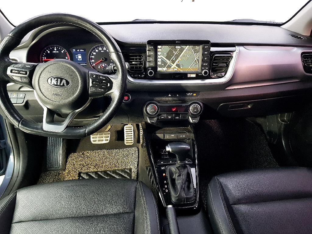 KIA Stonic - Vista 5