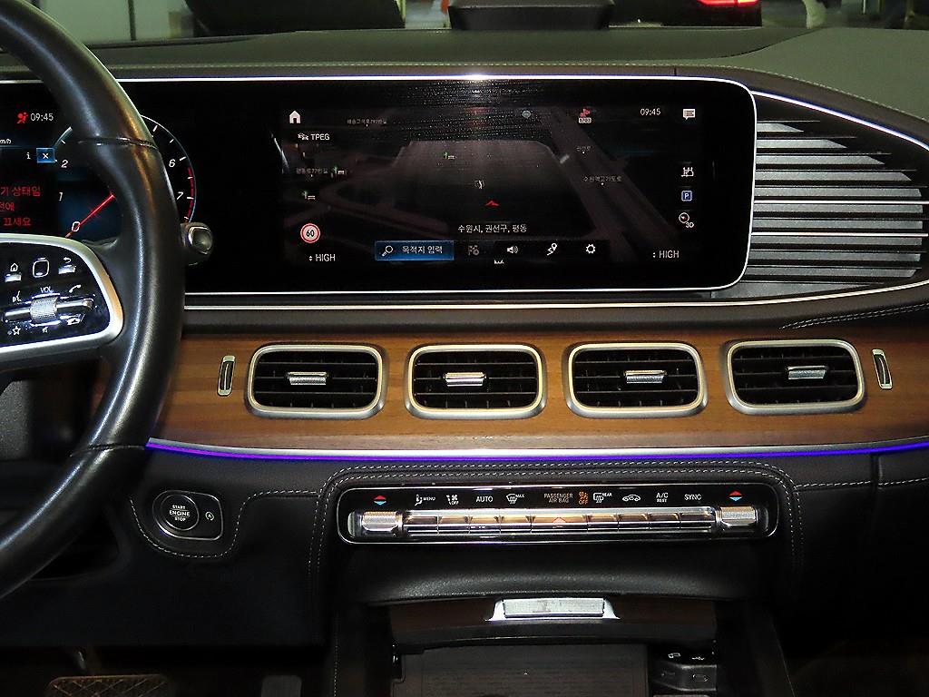 Mercedes Benz GLE Class - Vista 11