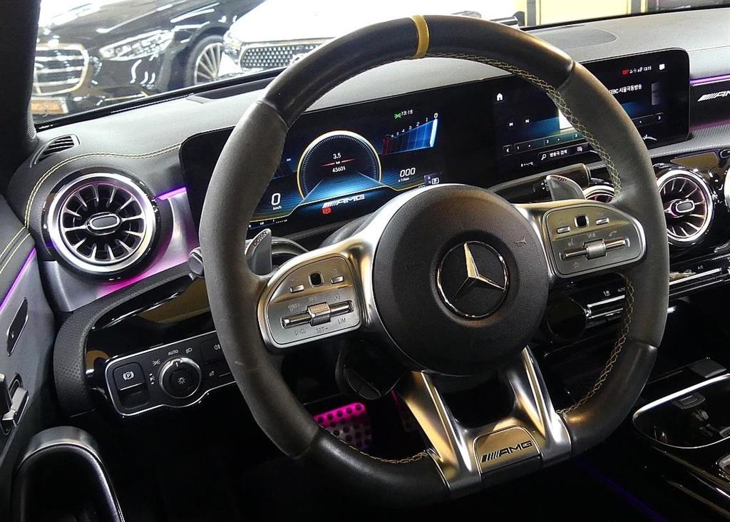 Mercedes Benz CLA Class - Vista 12