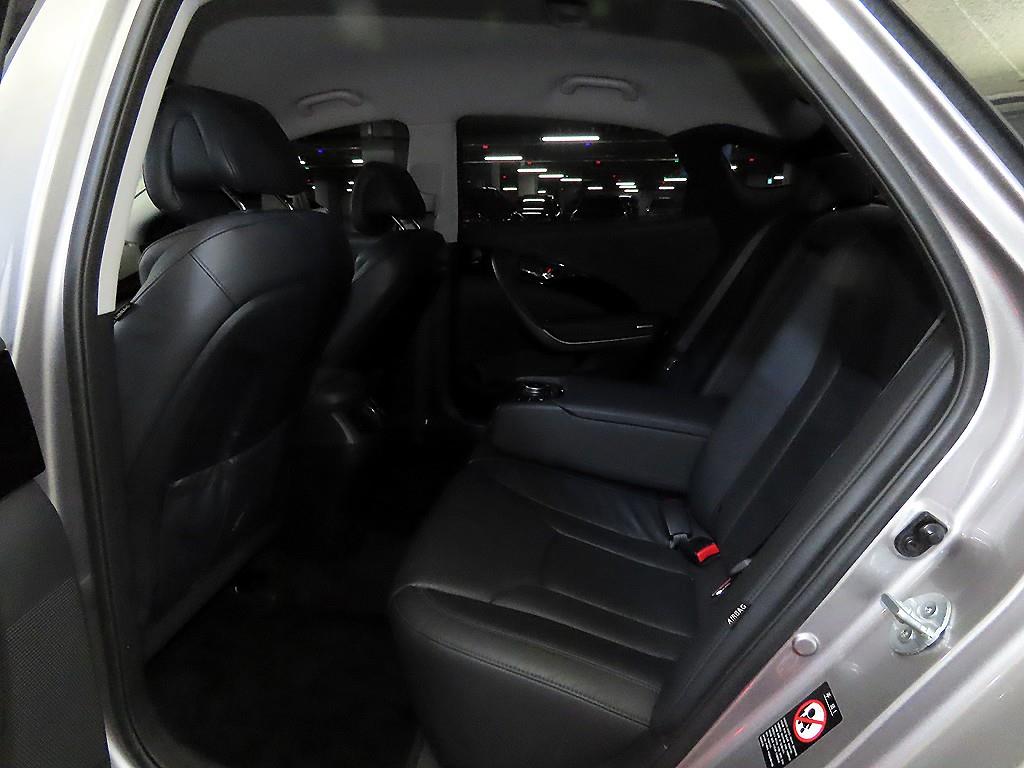 HYUNDAI Grandeur - Vista 7