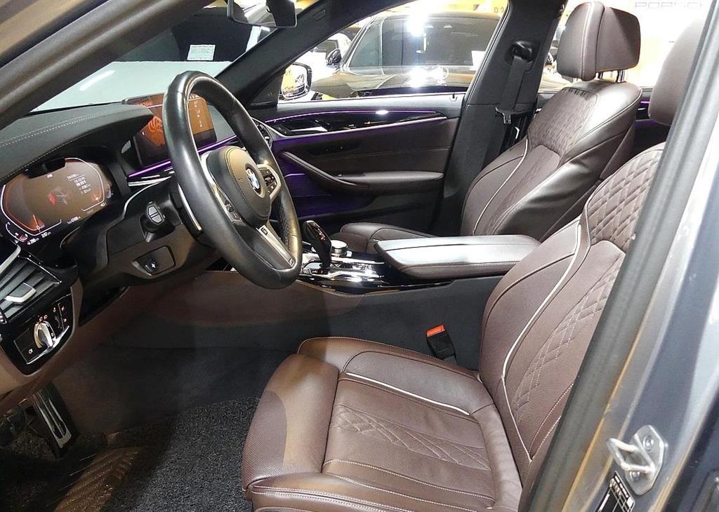 BMW 5 Series - Vista 8