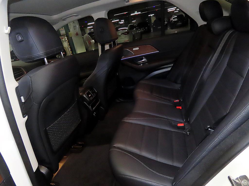 Mercedes Benz GLE Class - Vista 7