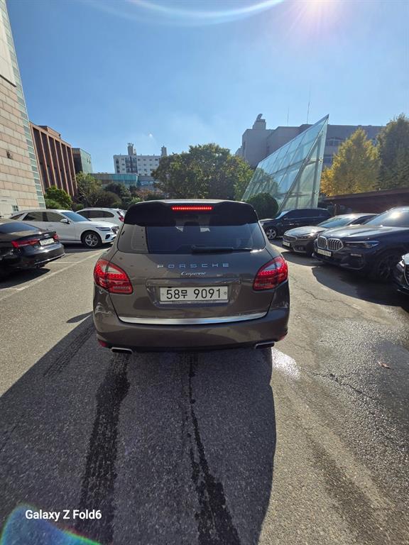 Porsche Cayenne - Vista 3