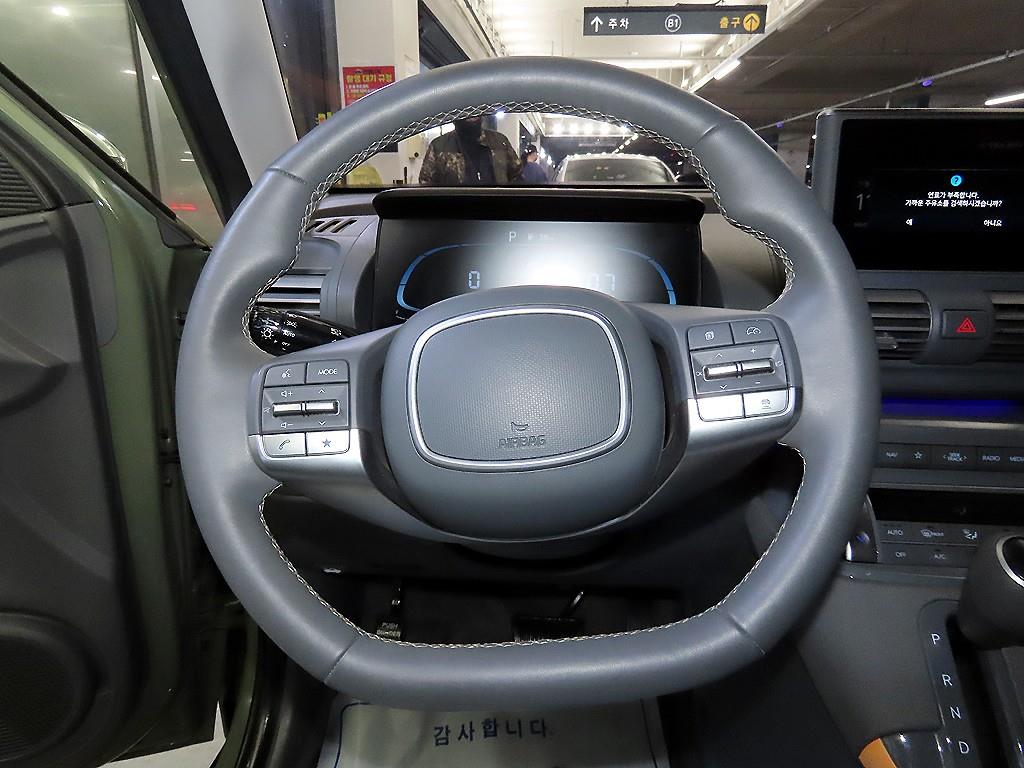 HYUNDAI Casper - Vista 8