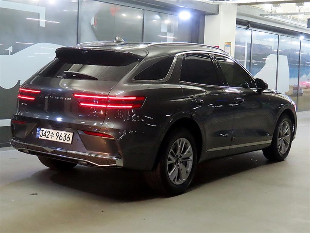 Genesis GV70 - Vista 4