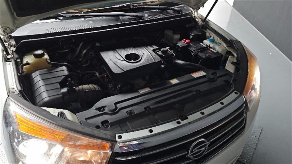 Ssangyong Korando - Vista 5