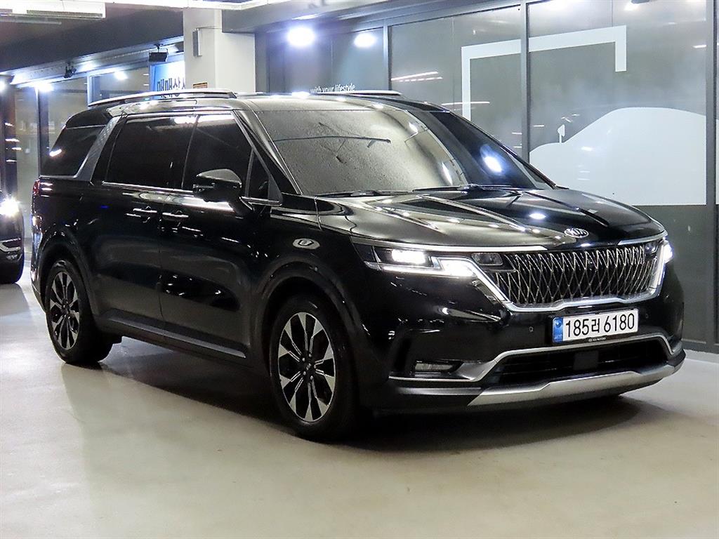 KIA Carnival 2021 Negro - Importación desde Corea - HF Imports Iquique - Foto 1