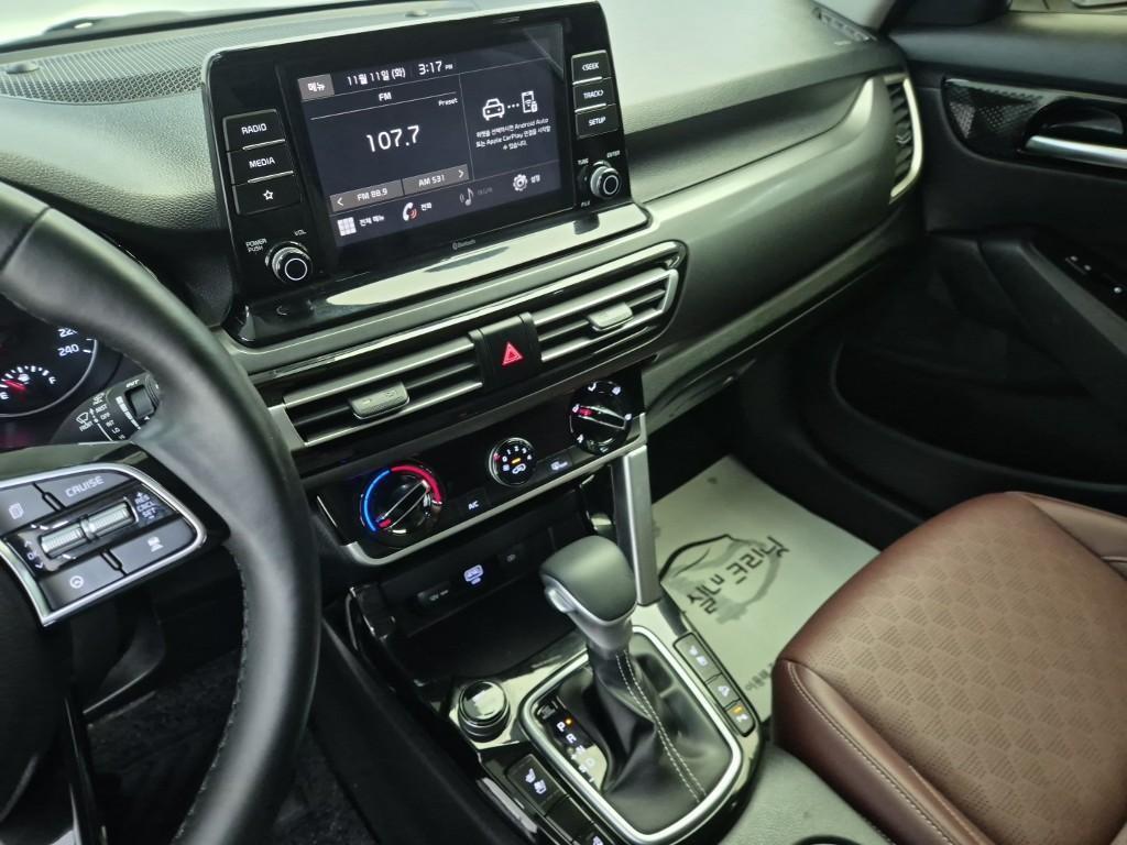 KIA Seltos - Vista 10