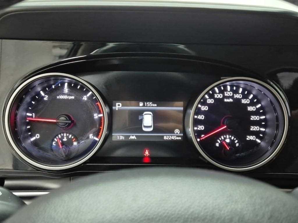 KIA Carnival - Vista 6