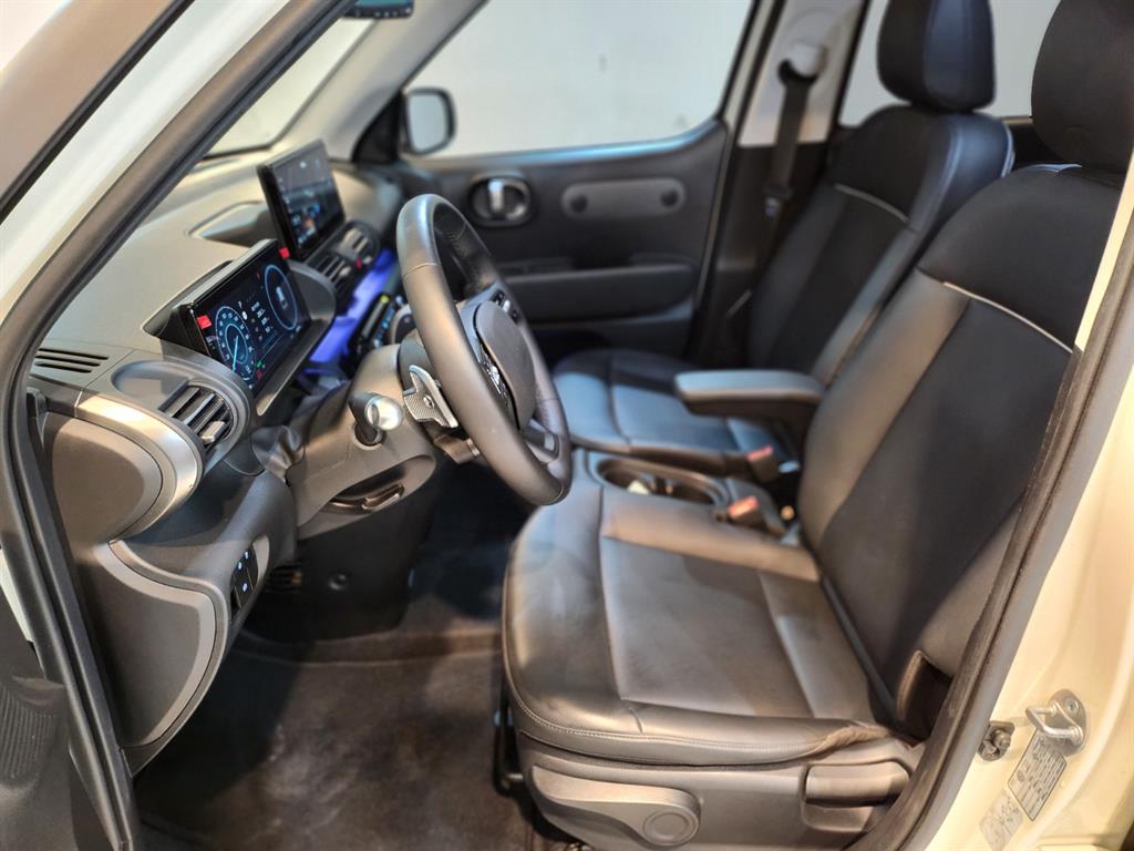 HYUNDAI Casper - Vista 9