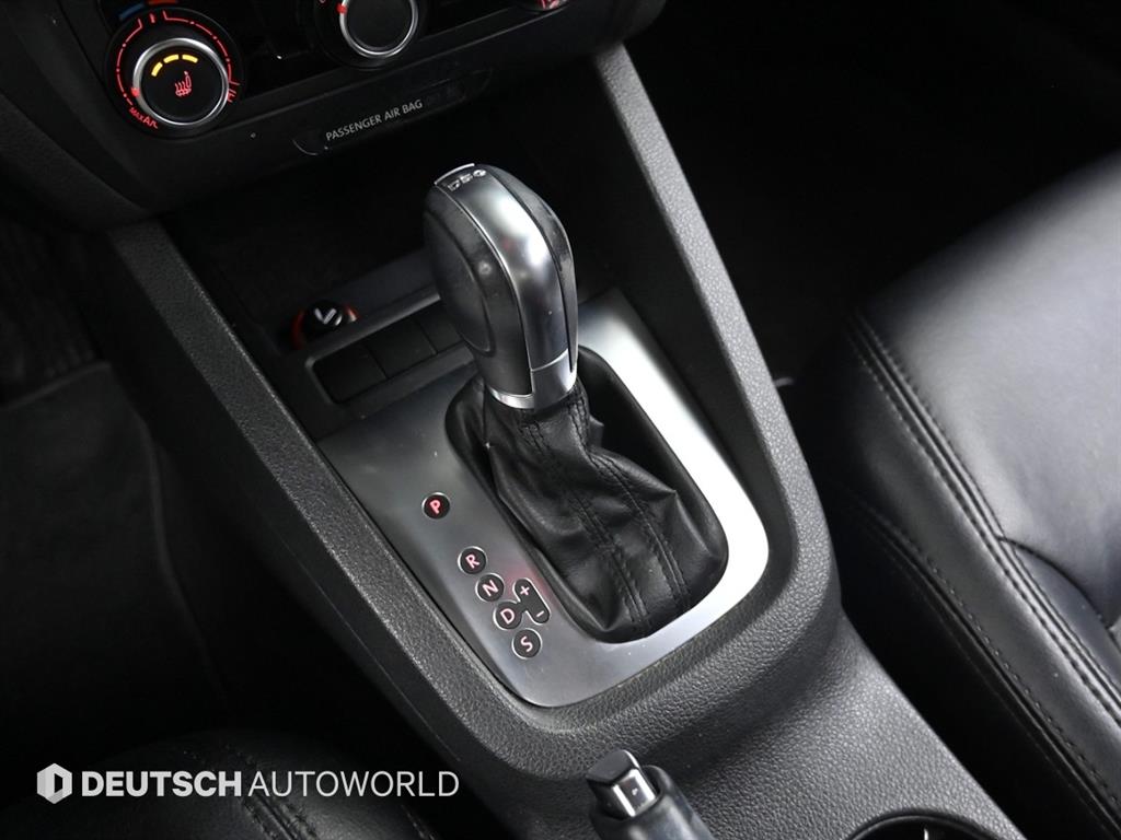 Volkswagen Jetta - Vista 9