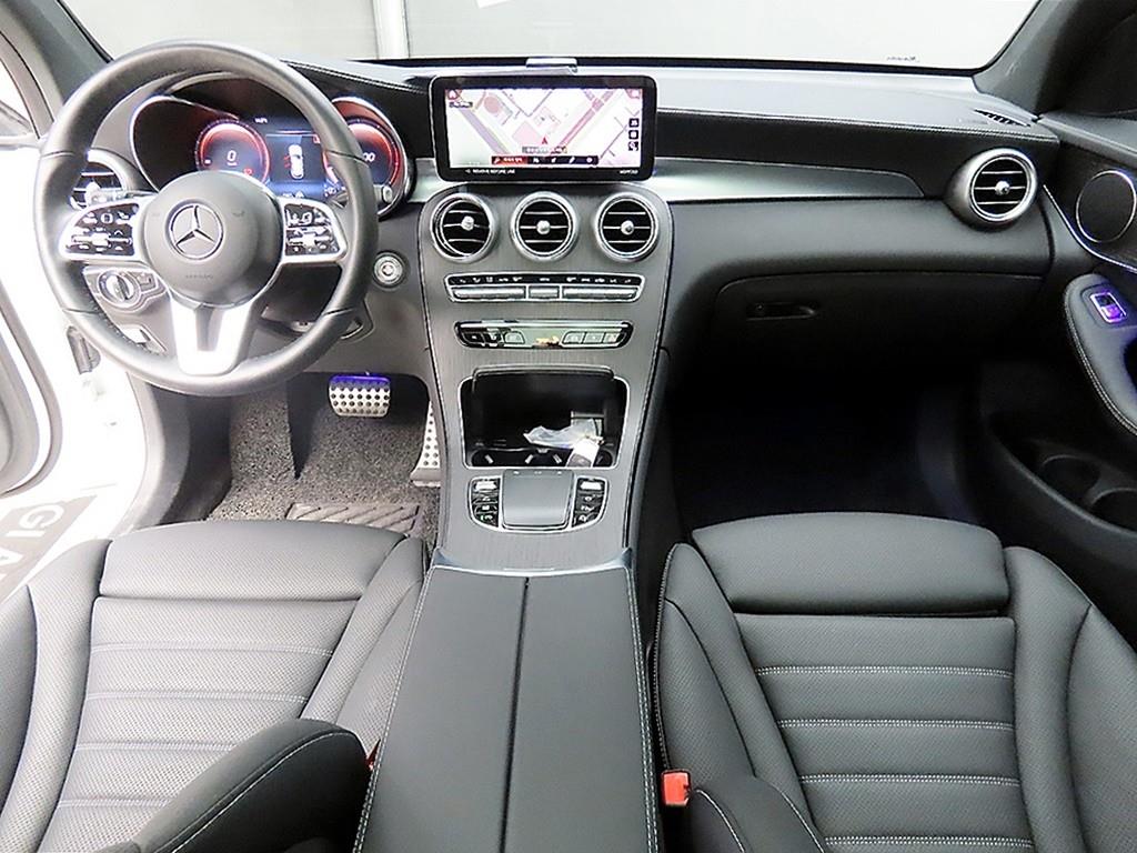 Mercedes Benz GLC Class - Vista 7