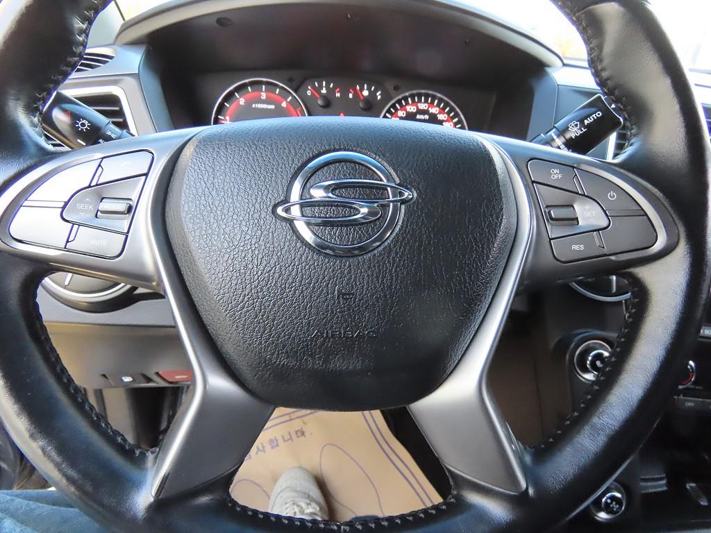 Ssangyong Korando - Vista 11