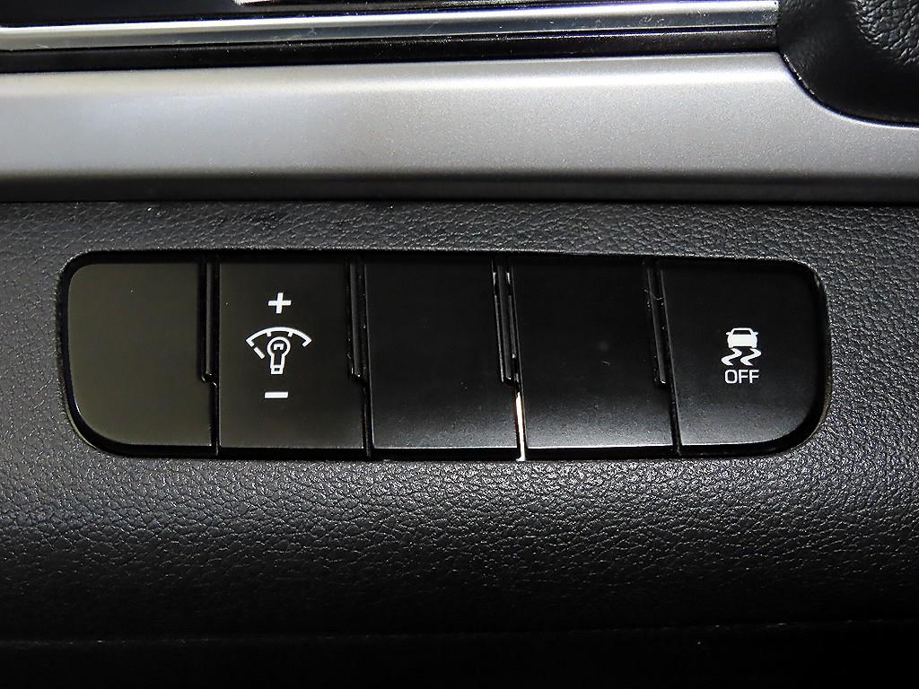 HYUNDAI Avante 2016 Gris - Importación desde Corea - HF Imports Iquique - Foto 14