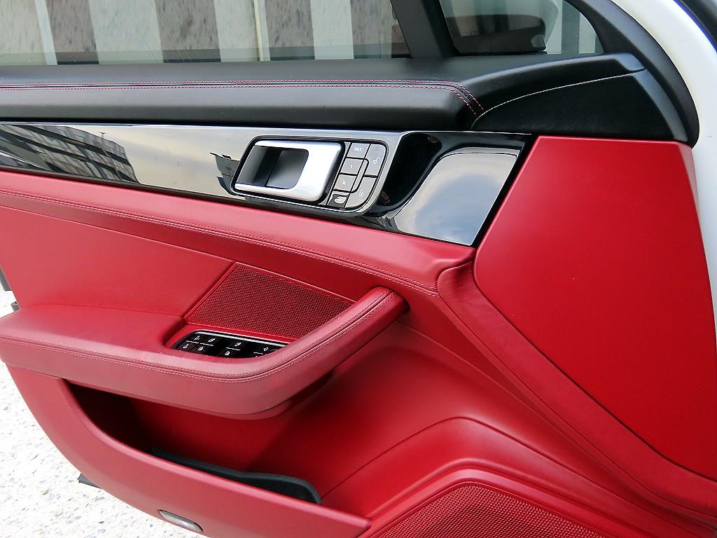 Porsche Panamera - Vista 11