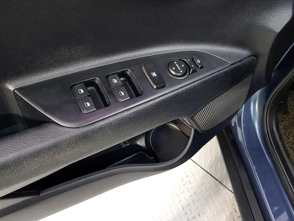 KIA Stonic - Vista 11