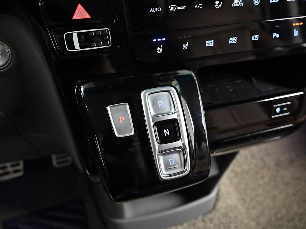 HYUNDAI Staria - Vista 9