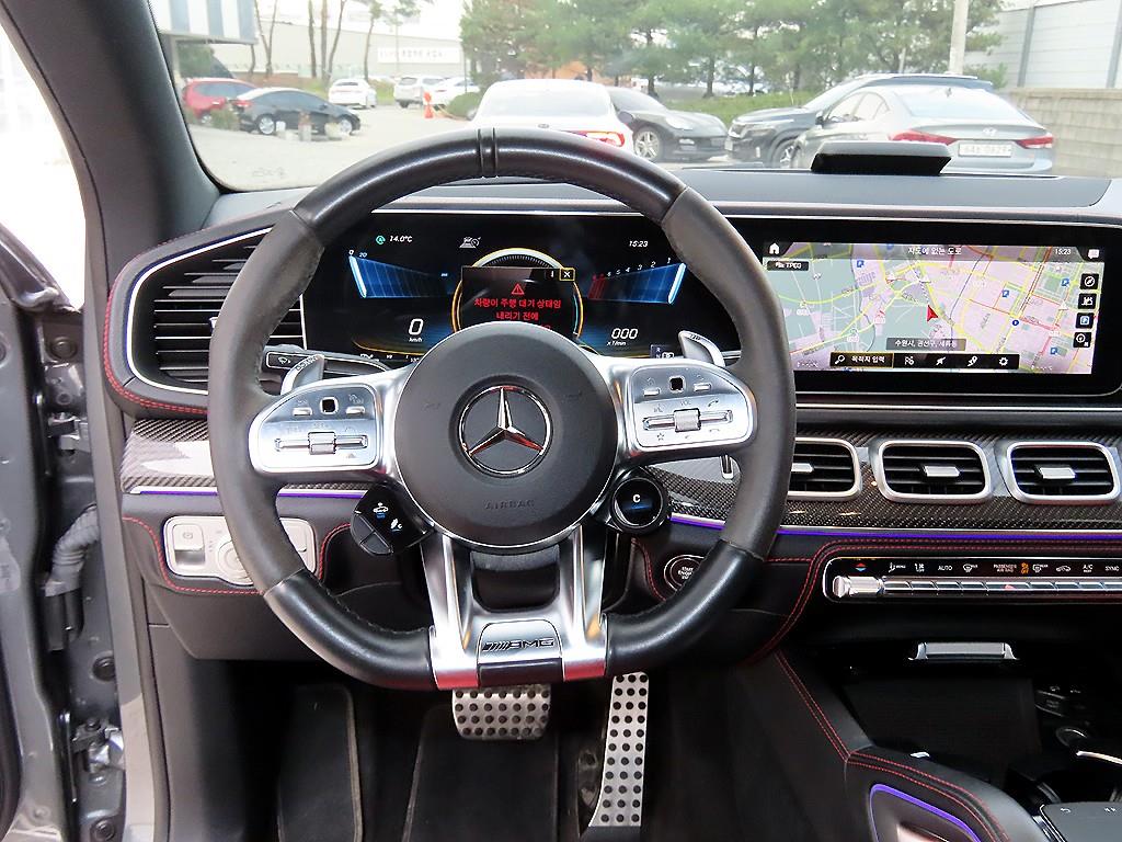 Mercedes Benz GLE Class - Vista 8