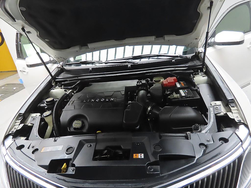 Lincoln MKS 2014 Blanco - Importación desde Corea - HF Imports Iquique - Foto 8