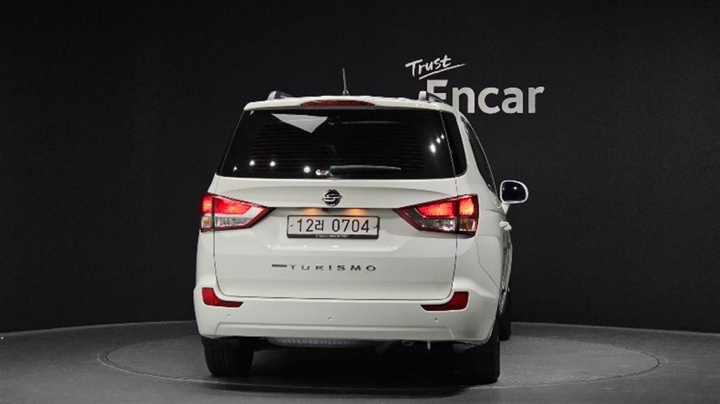 Ssangyong Korando - Vista 4